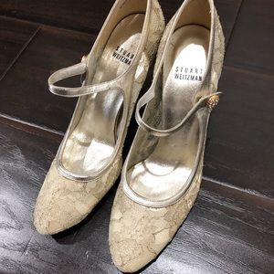 Stuart Weitzman lace gold wedding or formal shoes size 7M new-never worn